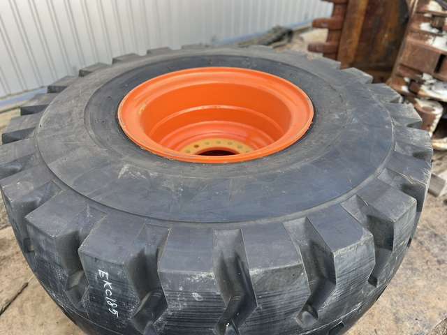TIRE_ZW220-6_1pc ★ Parts & Attachment ★ 23.5-25-16PR w/RIM, UnUSED 未使用品