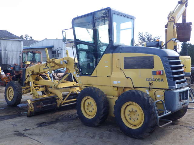KOMATSU GD405A-3 ★ Road Equipment ★ CAB, Blade, SCARIFIER, A/C
