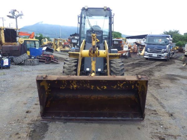 KOMATSU WA80-8 ★ Loader(Crawled/Wheeled) ★ CAB, BKT, Long Arm, A/C, 30,157km - Image 9