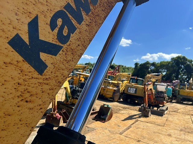 KAWASAKI 65ZV-2 ★ Loader(Crawled/Wheeled) ★ CAB, BKT, A/C