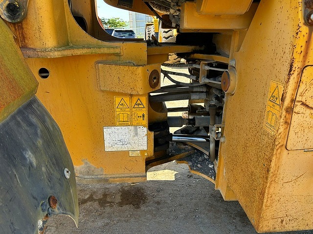 KAWASAKI 65ZV-2 ★ Loader(Crawled/Wheeled) ★ CAB, BKT, A/C