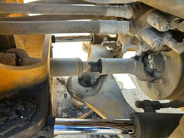 KAWASAKI 65ZV-2 ★ Loader(Crawled/Wheeled) ★ CAB, BKT, A/C