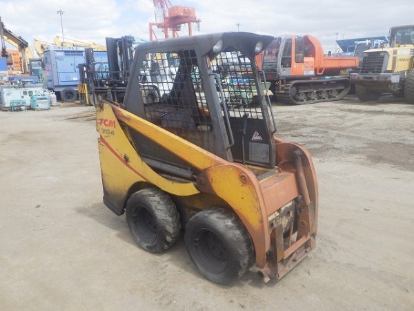 TCM 704 ★ Loader(Crawled/Wheeled) ★ WITHOUT BKT - Image 4