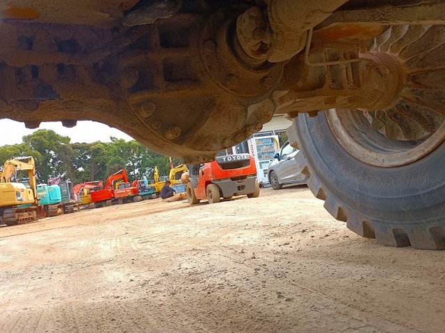 KAWASAKI 80ZV ★ Loader(Crawled/Wheeled) ★ CAB, BKT, A/C