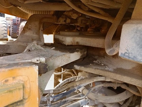 KAWASAKI 80ZV ★ Loader(Crawled/Wheeled) ★ CAB, BKT, A/C - Image 33