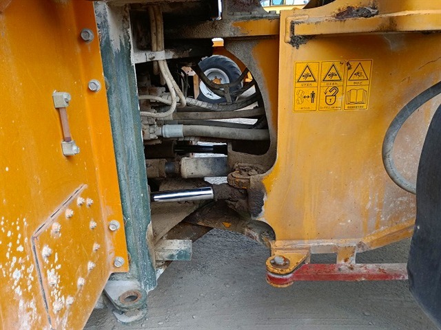 KAWASAKI 80ZV ★ Loader(Crawled/Wheeled) ★ CAB, BKT, A/C