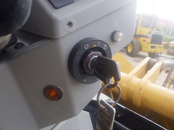 CAT 903C2 ★ Loader(Crawled/Wheeled) ★ CNP - изображение 39