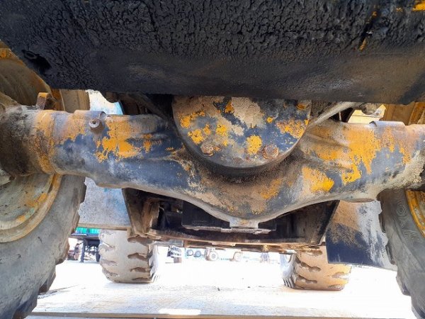 KAWASAKI 90ZV ★ Loader(Crawled/Wheeled) ★ CAB, BKT, A/C - Image 51