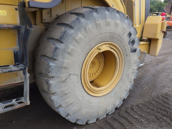 CAT 962MZ ★ Loader(Crawled/Wheeled) ★ ROPS CAB, W/REAR FENDER x2 & REVOLVING LIGHT - изображение 17