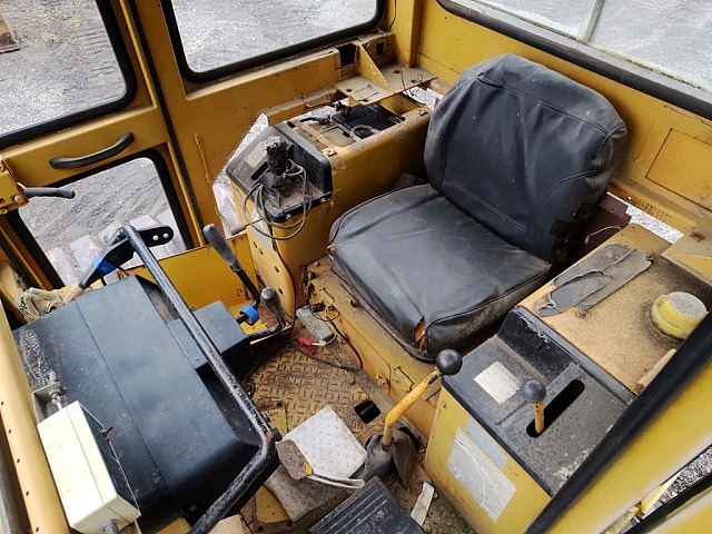 MITSUBISHI BD2GZ ★ Bulldozer ★ 1000LGP, CAB, S/T BLADE