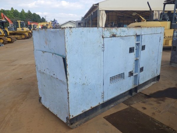 DENYO DCA-125SPM ★ Generator & Compressor ★ 125KVA - Image 3