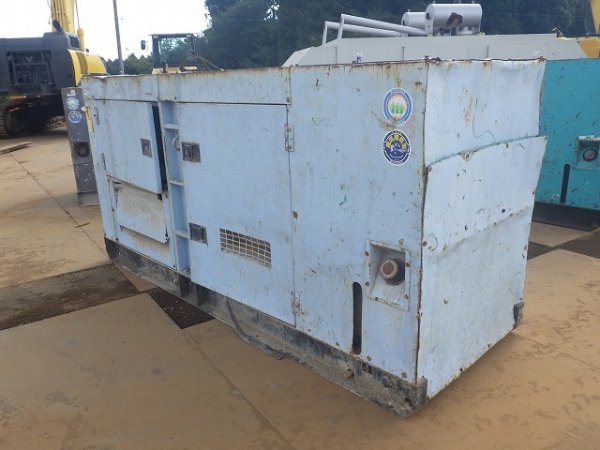 DENYO DCA-125SPM ★ Generator & Compressor ★ 125KVA - Image 4