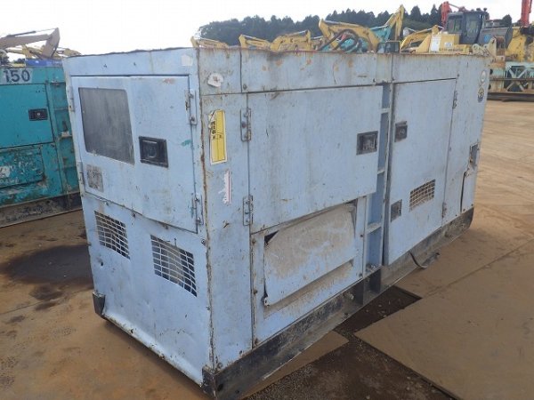 DENYO DCA-125SPM ★ Generator & Compressor ★ 125KVA - Image 5