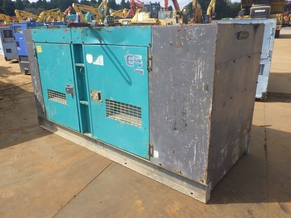 DENYO DCA-90ESH ★ Generator & Compressor ★ 90KVA - Image 4