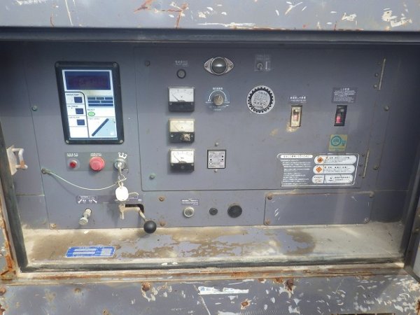 DENYO DCA-90ESH ★ Generator & Compressor ★ 90KVA - Image 9