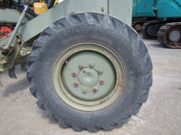 KOMATSU GD405A-2 ★ Road Equipment ★ CAB, BLADE 3.1m, SCARIFIER - изображение 9