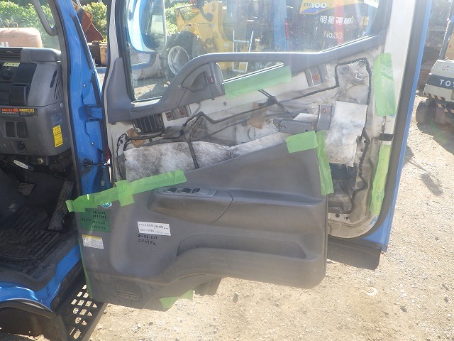 MITSUBISHI PA-FE83DGY ★ Vehicle ★ 2.9t UNIC, 211,477km