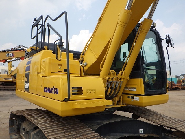 KOMATSU PC200-11 ★ Excavator ★ 700G, ROPS CAB, SLOPE BKT, ARM CRANE, A/C, MULTI