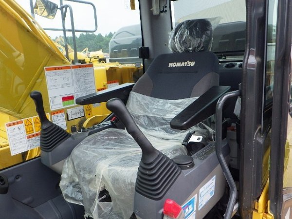 KOMATSU PC200-11 ★ Excavator ★ 700G, ROPS CAB, SLOPE BKT, ARM CRANE, A/C, MULTI - Image 50