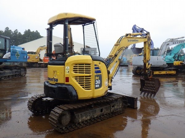 KOMATSU PC30MR-2 ★ Excavator ★ 300G, CNP, Blade, Piping, Quick Hitch - Image 5