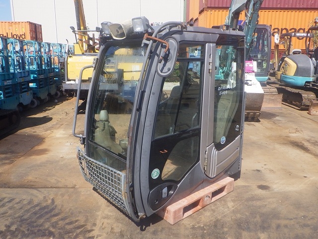 HITACHI ZX135US-3 ★ Excavator ★ 510G、Blade, Piping, Fixed CAB Riser, W/O Attachment