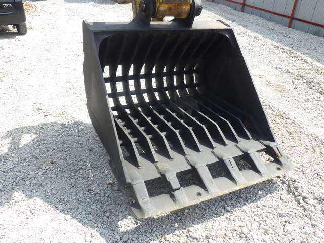 KOMATSU PC228US-8 ★ Excavator ★ G, Mesh BKT, A/C - 画像 (20)