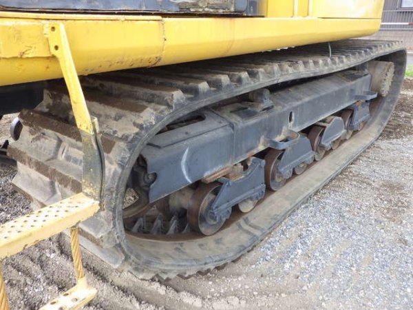 KOMATSU CD110R-1 ★ Excavator ★ 750R, CAB, A/C, 360 Degree Rotation Dump - Image 17