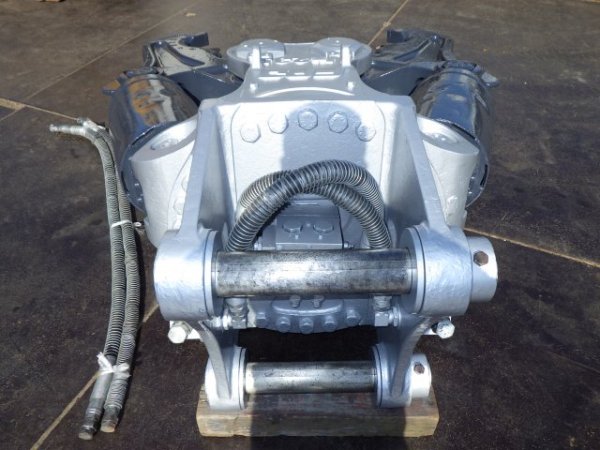 FURUKAWA VX235 ★ Parts & Attachment ★ Primary Crusher, for 0.7m3, w/Hoses - изображение 17