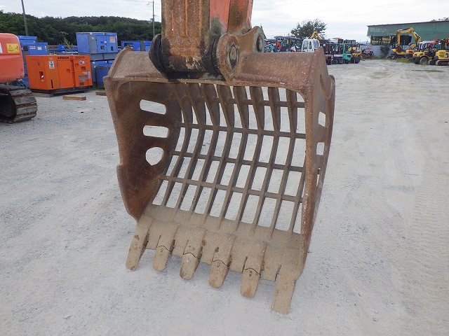 HITACHI ZX200-E ★ Excavator ★ 600G, Mesh BKT, A/C