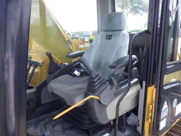 CAT 320D-E ★ Excavator ★ G, A/C - Image 27