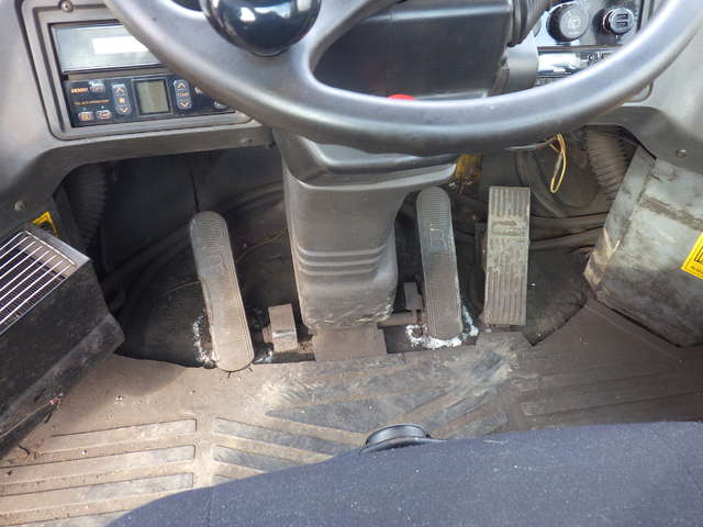 KAWASAKI 80ZV-2 ★ Loader(Crawled/Wheeled) ★ CAB, BKT, A/C, ODO:115,185km