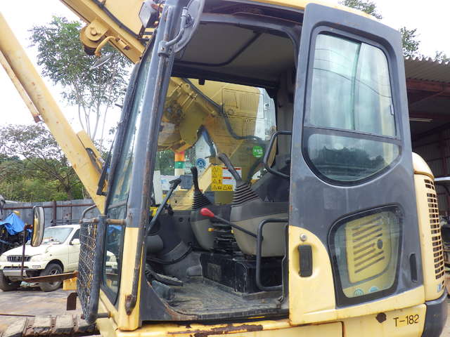 MAEDA LC1385M-8 ★ Crane ★ 4.9t Crawler Crane, G+Pad, 揚検なし - Image 28
