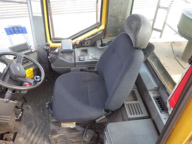 KAWASAKI 80ZV-2 ★ Loader(Crawled/Wheeled) ★ CAB, BKT, A/C, ODO:115,185km