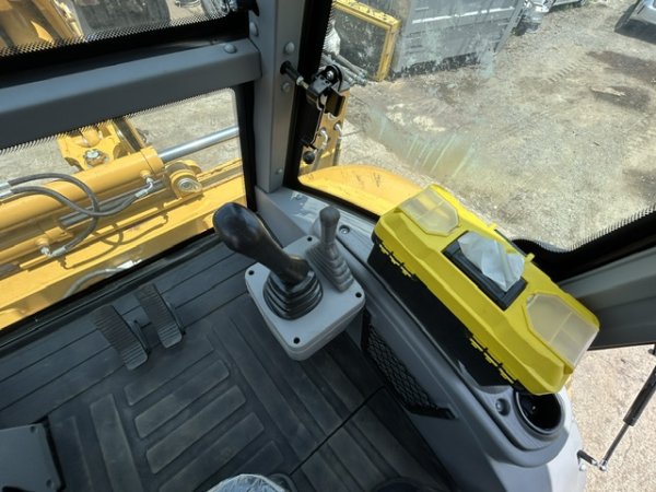 MASSIVE 3CX ★ Loader(Crawled/Wheeled) ★ Backhoe loader, CAB, Piping, Slide Arm, A/C, w/Breaker - Image 62