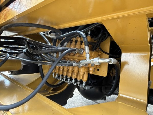 MASSIVE 3CX ★ Loader(Crawled/Wheeled) ★ Backhoe loader, CAB, Piping, Slide Arm, A/C, w/Breaker - Image 52