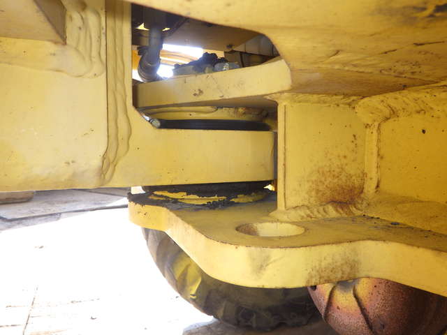 KOMATSU GD405A-3 ★ Road Equipment ★ CAB, Blade, SCARIFIER, A/C