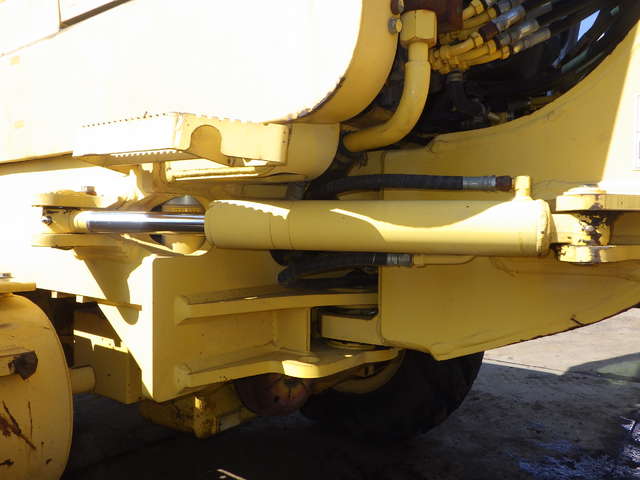 KOMATSU GD405A-3 ★ Road Equipment ★ CAB, Blade, SCARIFIER, A/C