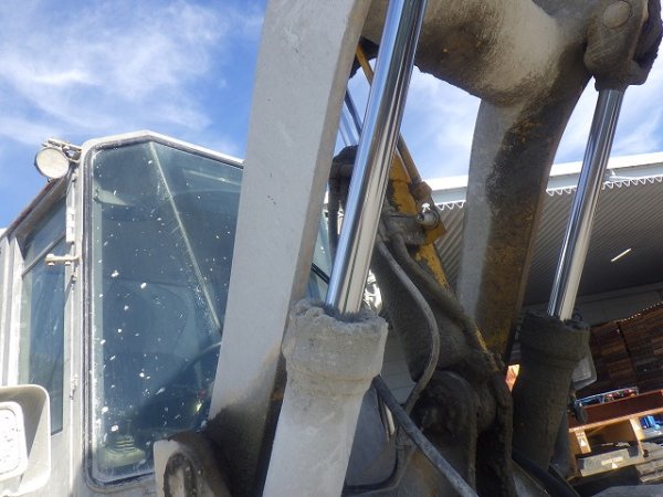 TCM L27-3 ★ Loader(Crawled/Wheeled) ★ BKT, CAB, A/C - изображение 12