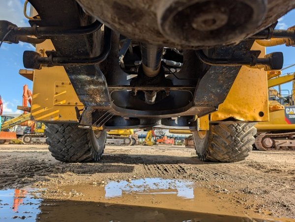 KOBELCO LK230Z ★ Loader(Crawled/Wheeled) ★ CAB, BKT - изображение 47