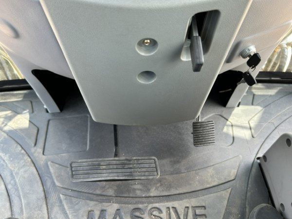 MASSIVE 3CX ★ Loader(Crawled/Wheeled) ★ Backhoe loader, CAB, Piping, Slide Arm, A/C, w/Breaker - Image 30