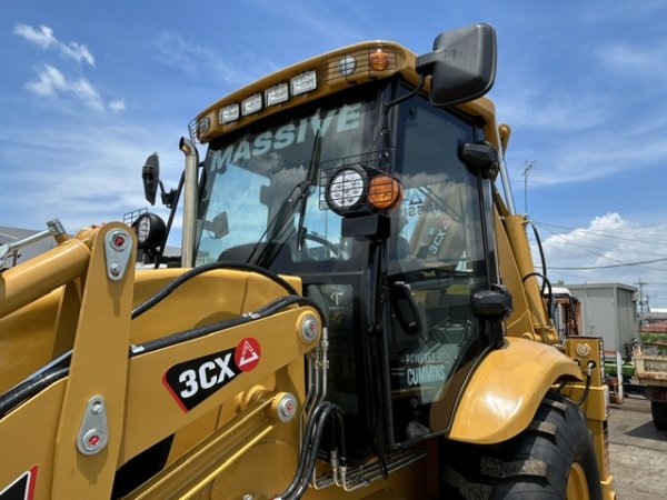 MASSIVE 3CX ★ Loader(Crawled/Wheeled) ★ Backhoe loader, CAB, Piping, Slide Arm, A/C, w/Breaker - Image 24