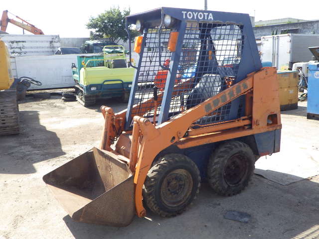 3SDK3 ★ Loader(Crawled/Wheeled) ★ Skid loader, BKT, Piping?