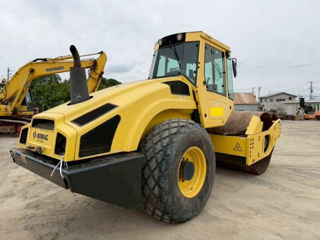 BOMAG BW211D-4 ★ Road Equipment ★ Vibration Roller, CAB