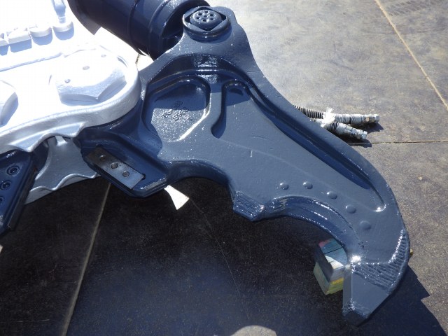 FURUKAWA VX235 ★ Parts & Attachment ★ Primary Crusher, for 0.7m3, w/Hoses