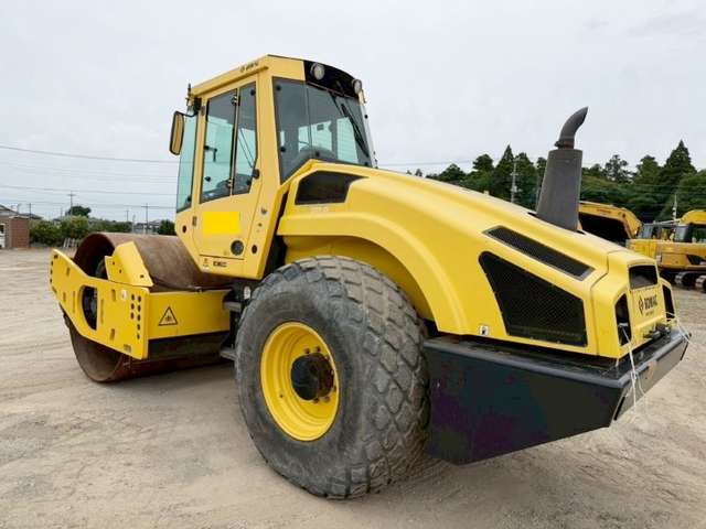 BOMAG BW211D-4 ★ Road Equipment ★ Vibration Roller, CAB